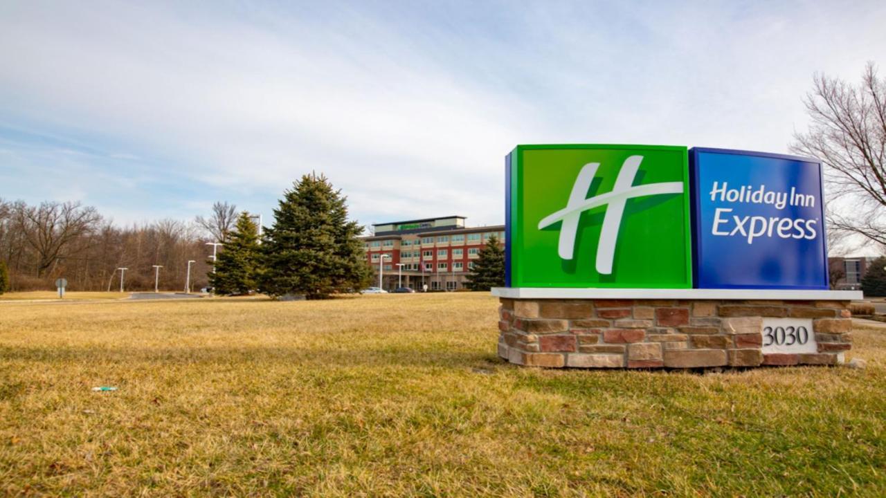 Holiday Inn Express Columbus Airport Easton Exteriör bild
